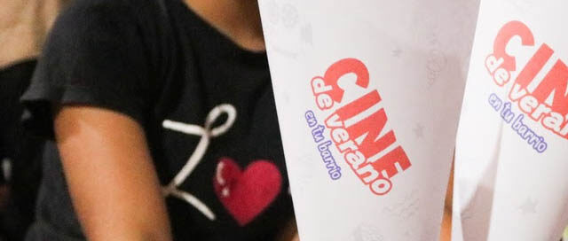“Cine de Verano en tu Barrio” reunió a familias en Villa Cristen