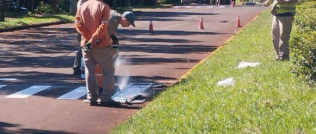 Avanzan trabajos de señalización vial en el casco urbano de Ruiz de Montoya