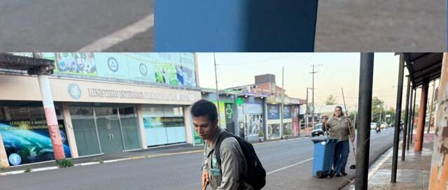 El equipo municipal de Barrido trabaja cada mañana para mantener limpias las calles de Puerto Iguazú