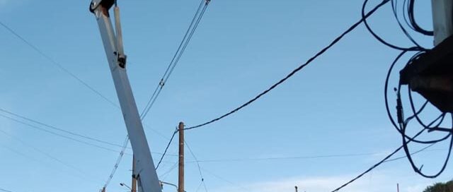 Renuevan luminarias LED en el barrio 1° de Mayo para mejorar la iluminación y la seguridad en Puerto Iguazú