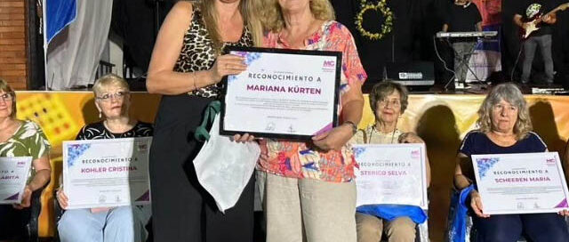 Montecarlo celebró el Día de la Mujer con un emotivo homenaje en la plazoleta La Paloma